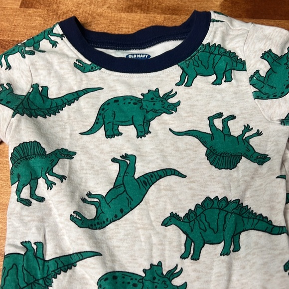 Old navy toddler 5T dinosaur pajamas, GUC - Picture 2 of 3